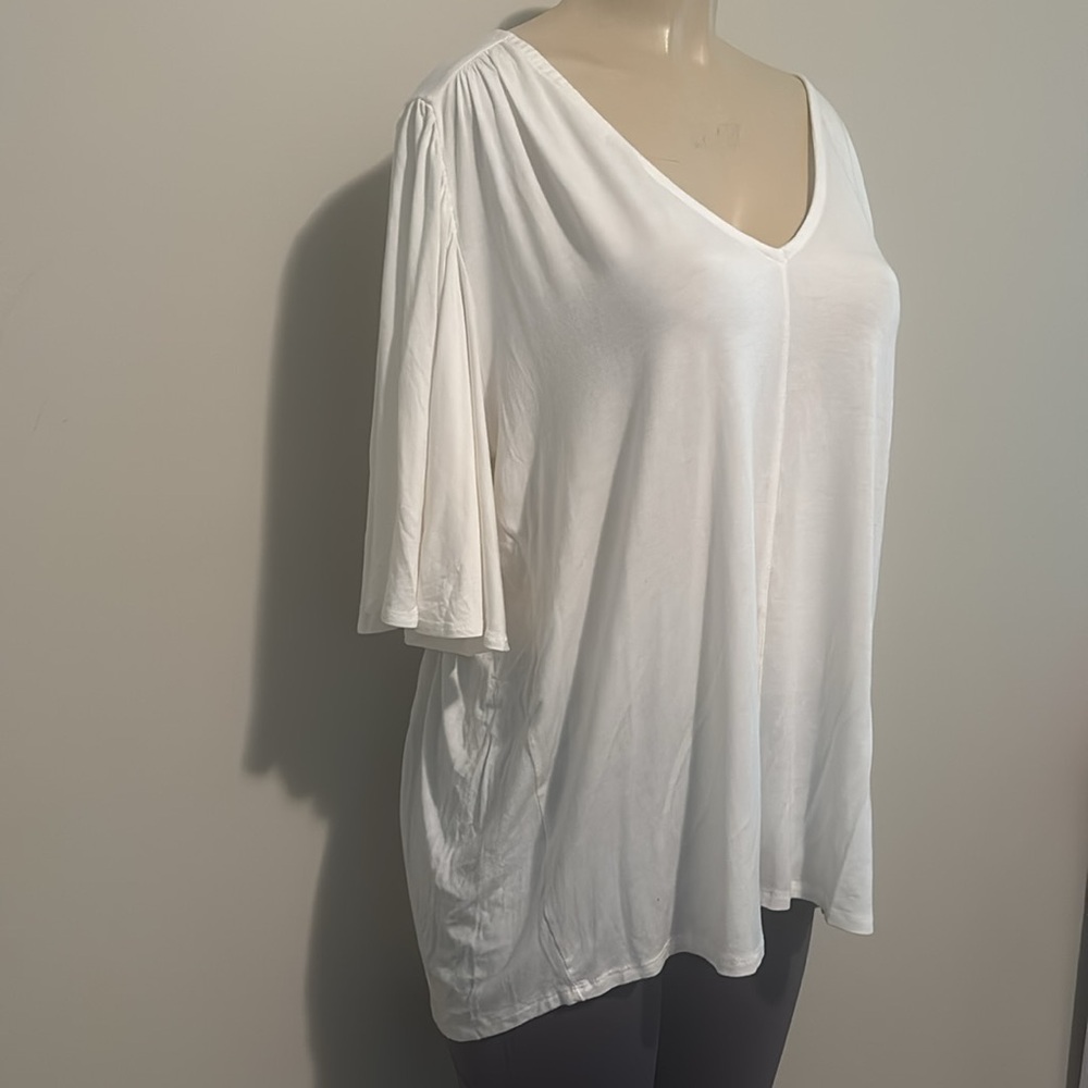 Anthropologie Bordeaux Ivory Flutter S/S V-Neck Hi-Lo Flowy Blouse size XL - Picture 3 of 5